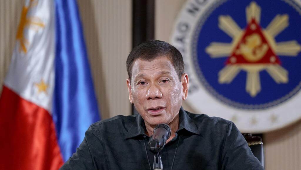 ‘Que los maten’; presidente de Filipinas ordena disparar a quien viole cuarentena