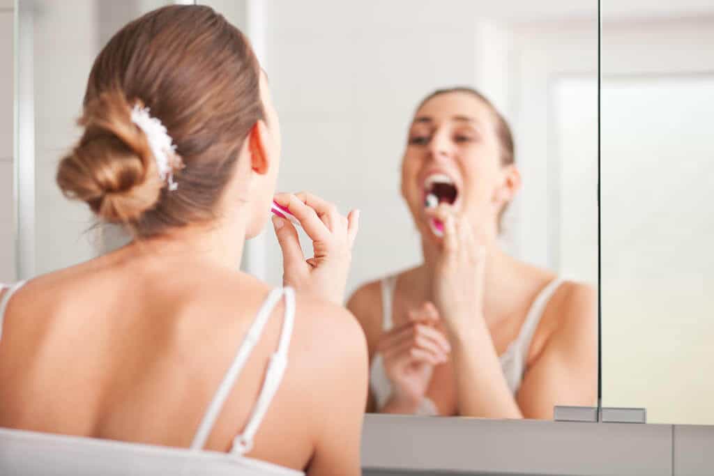 Mexicanos sufren de caries