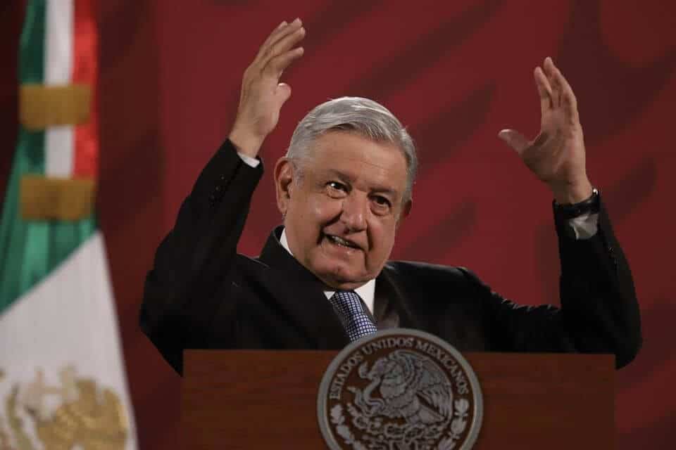 Molesta a AMLO apoyos conseguidos por IP