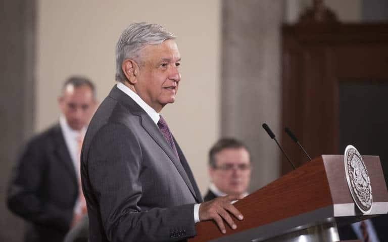 Asegura AMLO que oposición usa a deportistas y artistas para atacarlo
