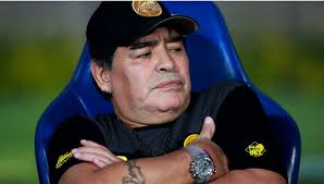 Maradona está decidido a ceder parte de su sueldo para ayudar a Gimnasia