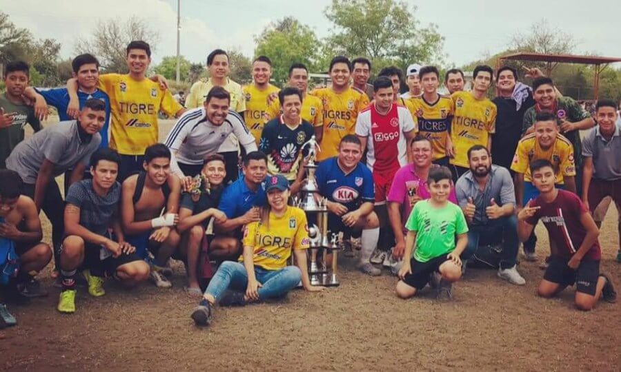 Juegan cuadrangular de fútbol en Rancho Nuevo