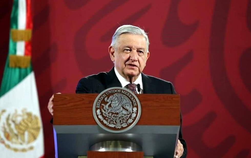 Urge AMLO a gobernadores no endeudar; les darán extra