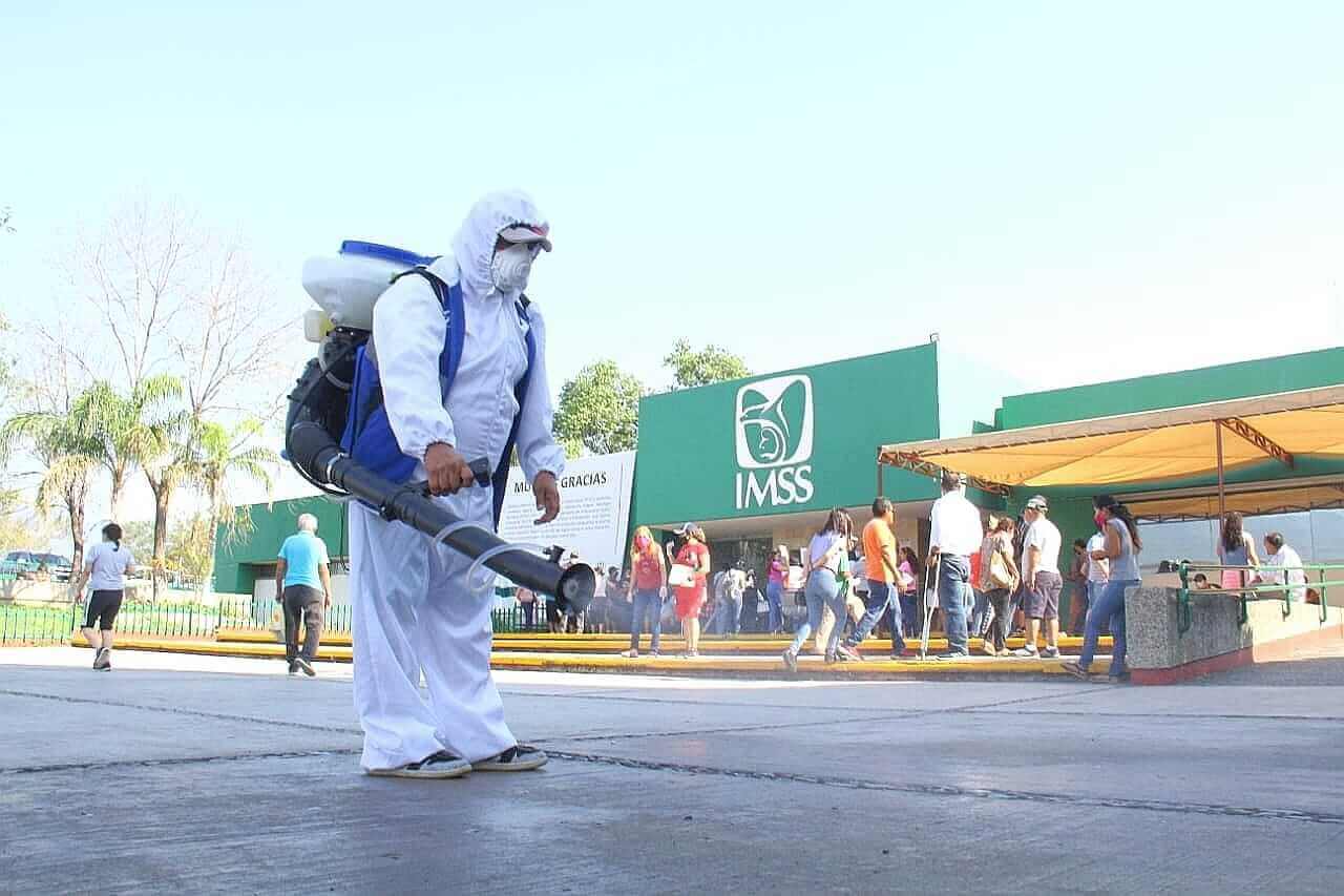 Sanitiza Gobierno de Victoria IMSS La Loma