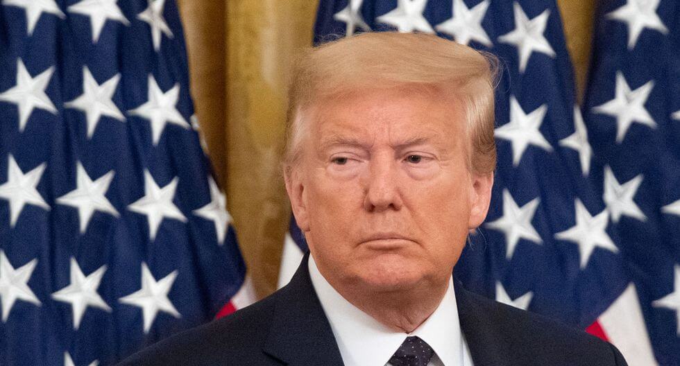 Trump congela emisión de 5 tipos de visas hasta finales de 2020; 240 mil extranjeros se verían afectados