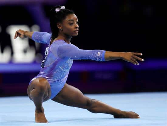 Simone Biles presentó demanda contra el Comité Olímpico de EU por Abuso Sexual
