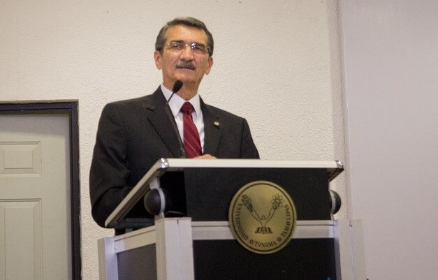 Rector pone en marcha ciclo escolar de la UAT