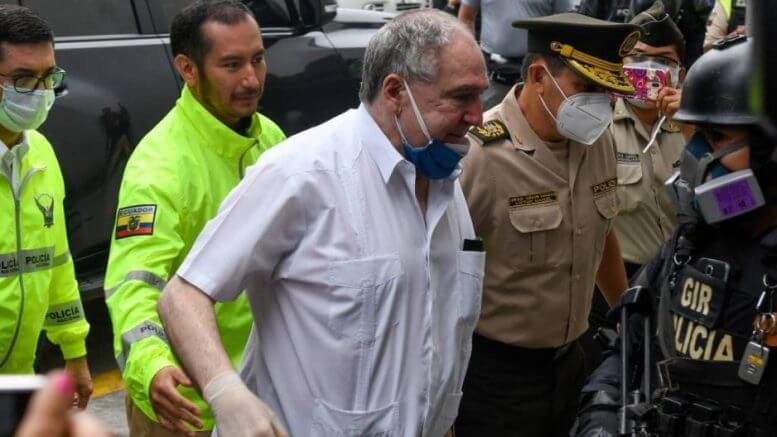 Cae expresidente de Ecuador por delincuencia organizada