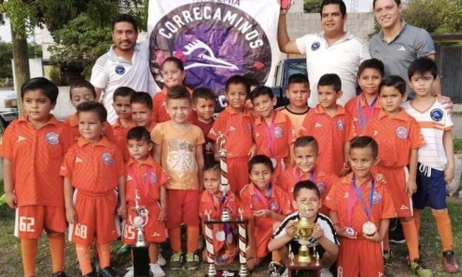 Adeudan 4 meses a entrenadores de Correcaminos