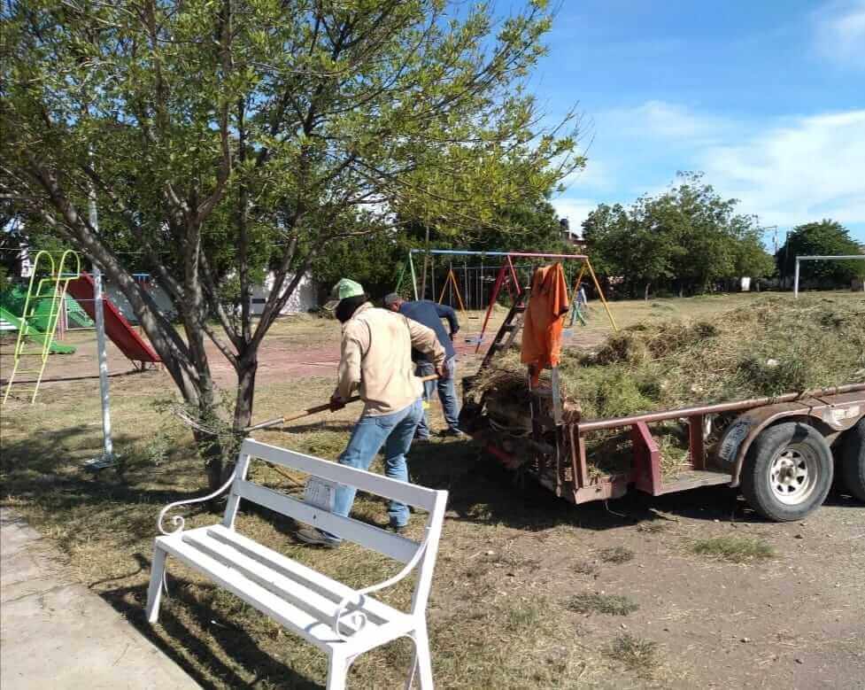 Redobla Xico González limpieza de Espacios Públicos en Victoria