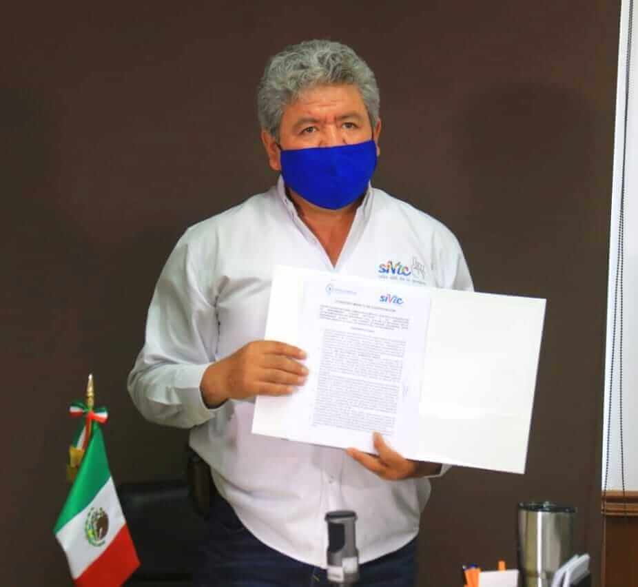 Firma Alcalde de Victoria convenio con Asociación Latinoamericana de Seguridad Vial
