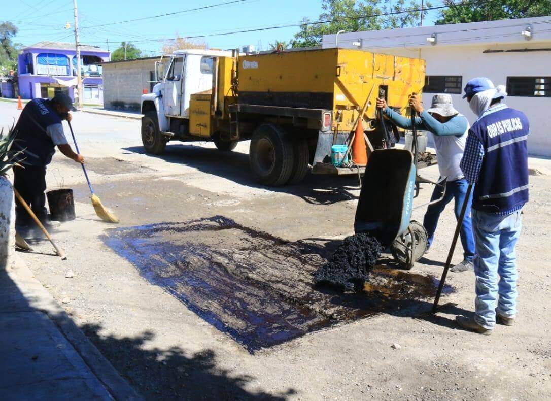 Continúan los trabajos de bacheo en Victoria