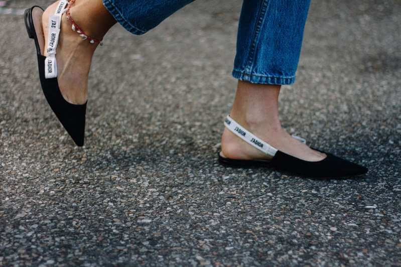 5 trucos para escoger los zapatos planos que te harán ver más alta