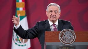 Gobierno federal anuncia aumento a pensiones el próximo año