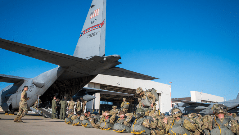 Llega a Ucrania el tercer avión con armamento de Estados Unidos