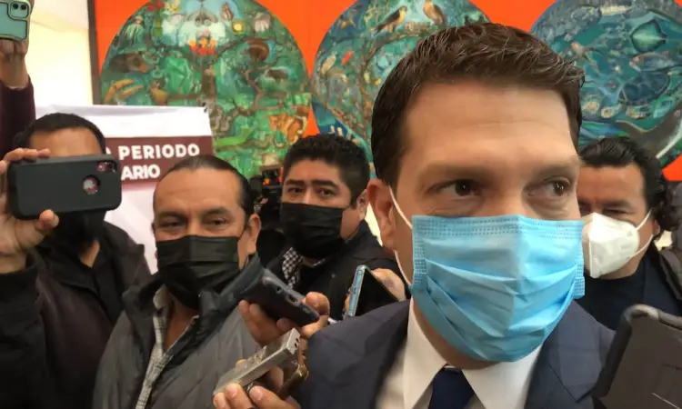 PAN deja solo a Fernández Altamirano