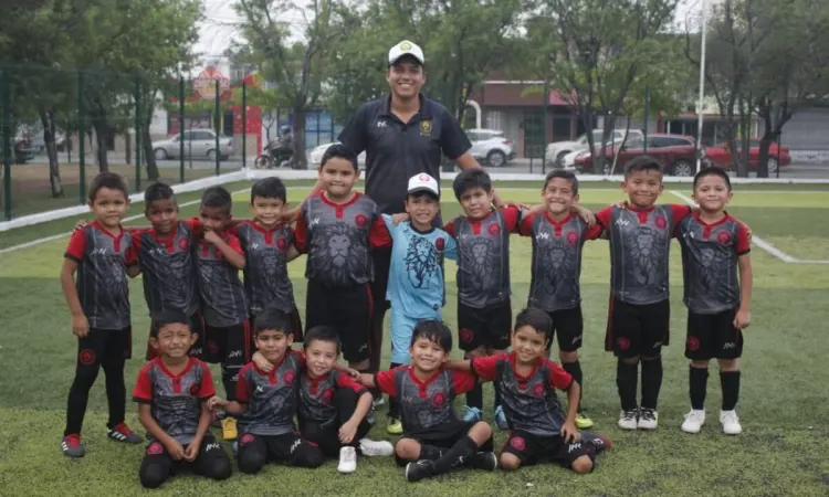 Leones FC avanza en Copa