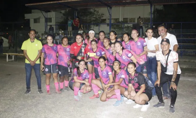 Fundador es campeón en “Nosotras También”