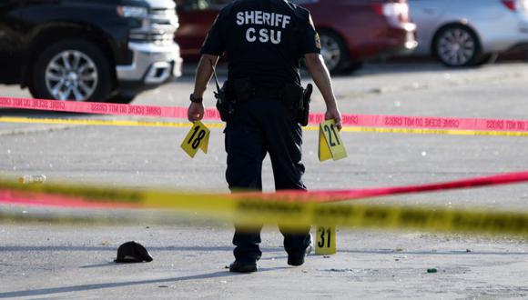 Arrestan a mujer tras encontrar cadáver de su hijo en la cajuela de su auto en Minnesota