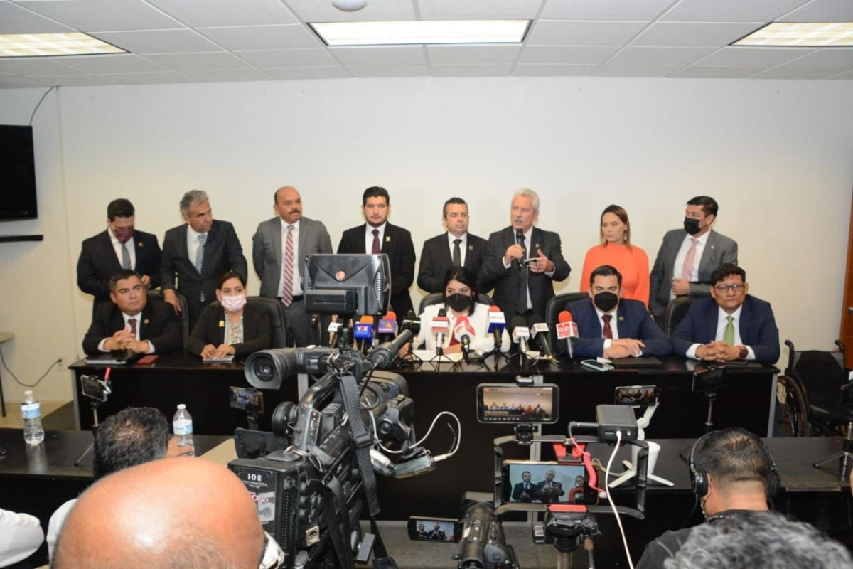 La traición a Tamaulipas se planeó desde Palacio de Gobierno: Bancada de Morena