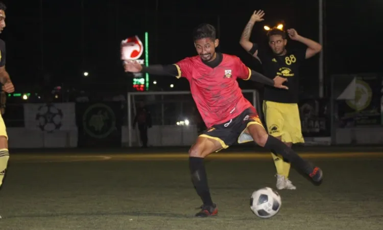 Deportivo Martínez toma ventaja en las Semifinales