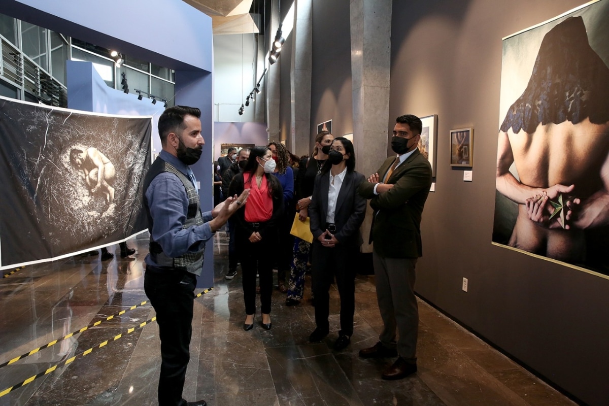 Concluye Issste el Mes del Orgullo LGBTTTIQ+ con exposición