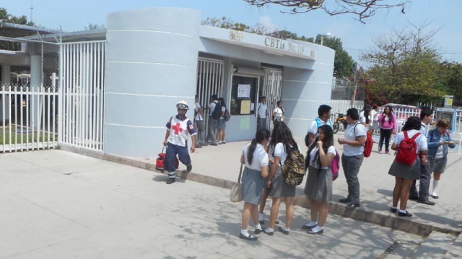 Recomiendan a alumnos del CBTIS no asistir  A la escuela si tienen síntomas de gripe