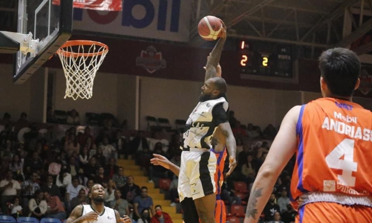 Cede Correbasket serie a Mineros