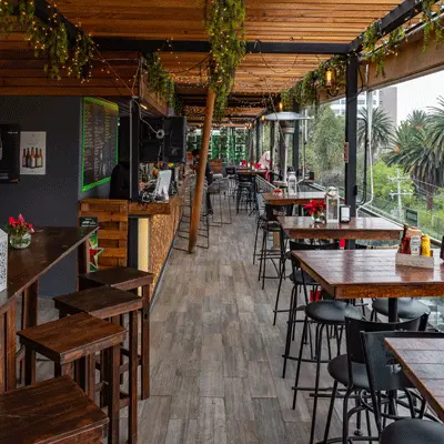 Para evitar cierres restaurantes subirán precios