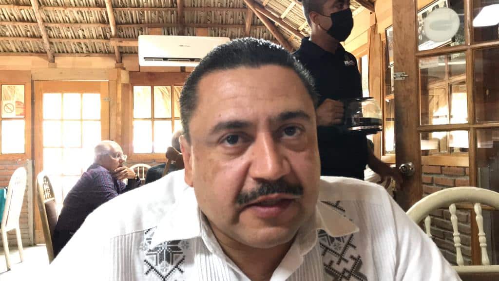 Rechaza Naif ser candidato azul