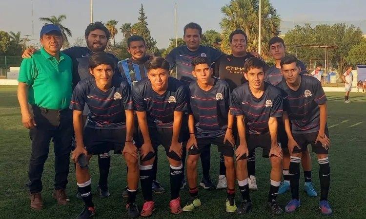 Premia Deportes Victoria a Nike FC