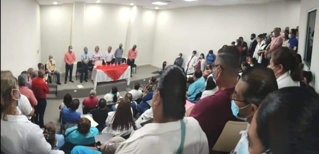 Productiva reunión del líder de la sección 51  del SNTSA con la base trabajadora