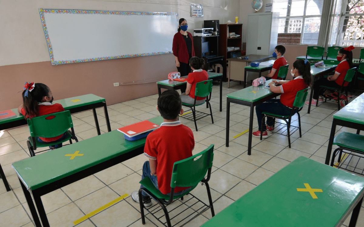 Niños regresarán a clases sin psicólogos y sin maestros  capacitados para identificar problemas emocionales