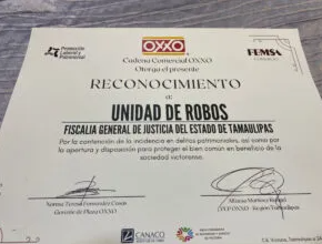 Reconoce cadena Oxxo a policía investigadora de la FGJT