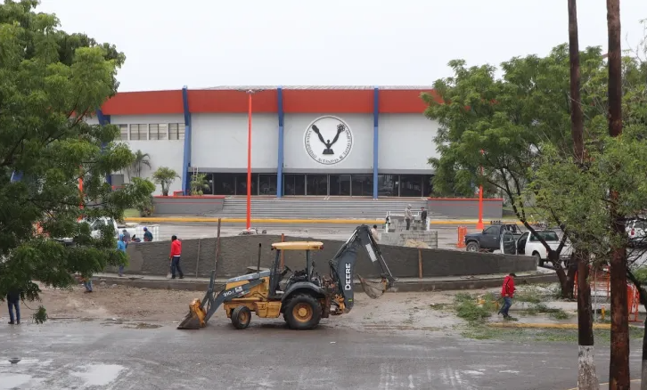 Reconoce rector creatividad de estudiantes en la UAM Reynosa Rodhe