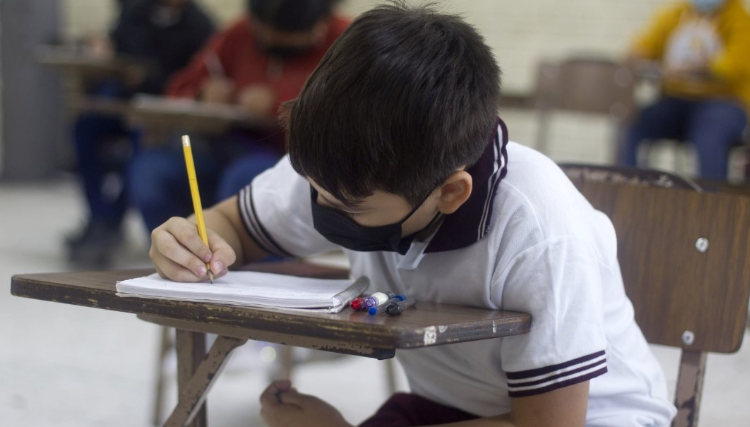 Facilita SET reincorporación de alumnos a nivel básica