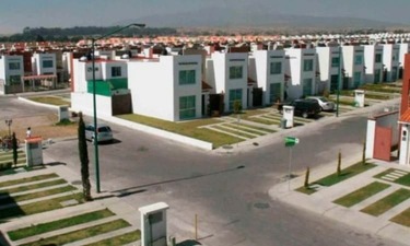 En el INFONAVIT…Se apiadan de los pobres que se quedaron sin jale
