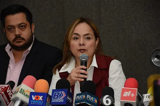 ¿Cuál es el compromiso de Yuriria Iturbe con la transparencia en la administración pública?