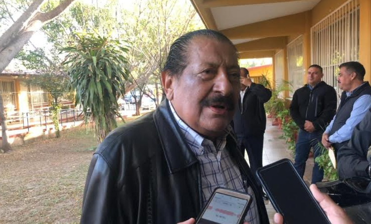 Busca líder del SNTE resolver problemática de los teachers