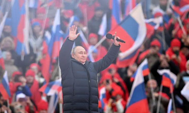 Vladimir Putin reúne a miles de personas para celebrar invasión en Ucrania