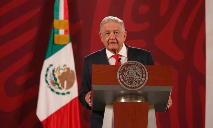 Habrá internet para todos los municipios al terminar sexenio asegura Obrador