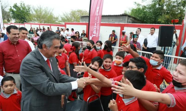Cumple AVA con añeja demanda de colonos victorenses