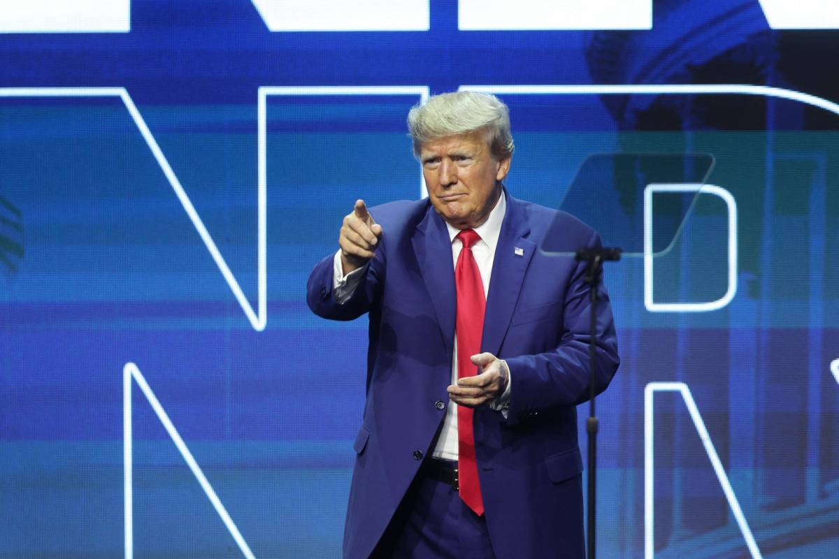 Donald Trump anuncia que si gana elecciones retirará a las personas sin hogar de las calles