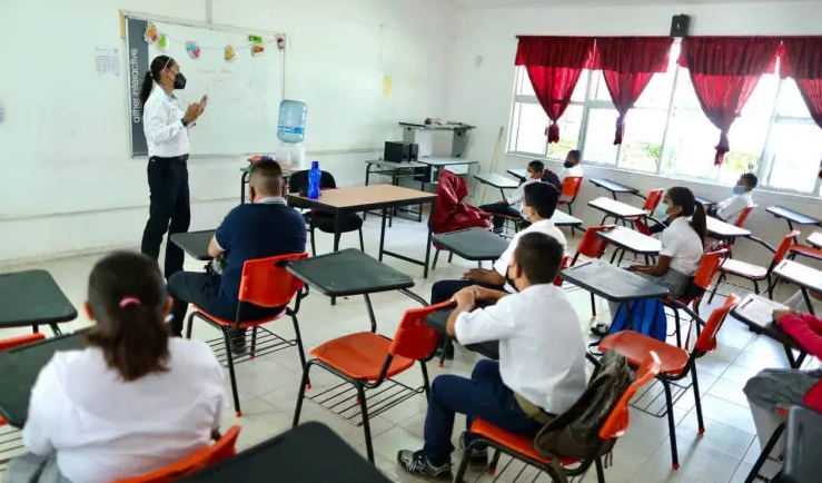 Crecimiento y migración disparan demanda educativa en secundaria