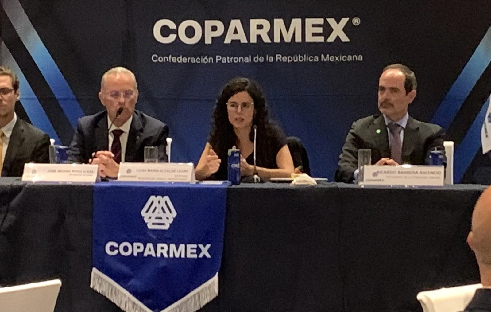Reducir jornada laboral sería un golpe económico devastador: Coparmex
