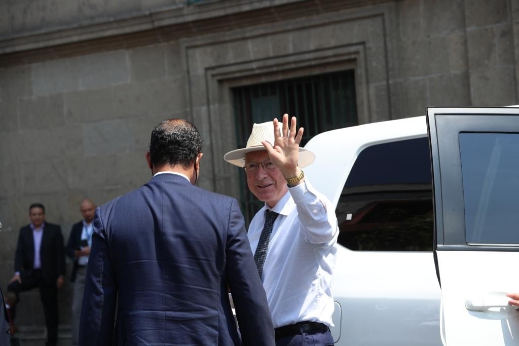 López Obrador recibe a Ken Salazar embajador de EU en Palacio Nacional