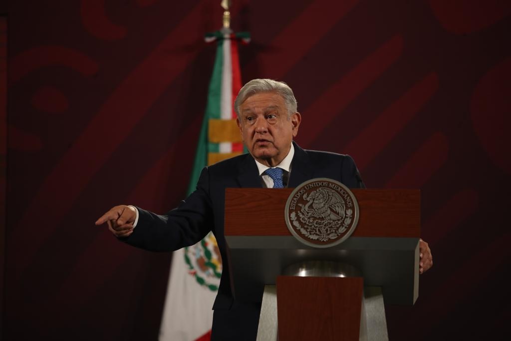 ‘Conservadores quieren prohibir las mañaneras’, AMLO asegura que «No van a poder»