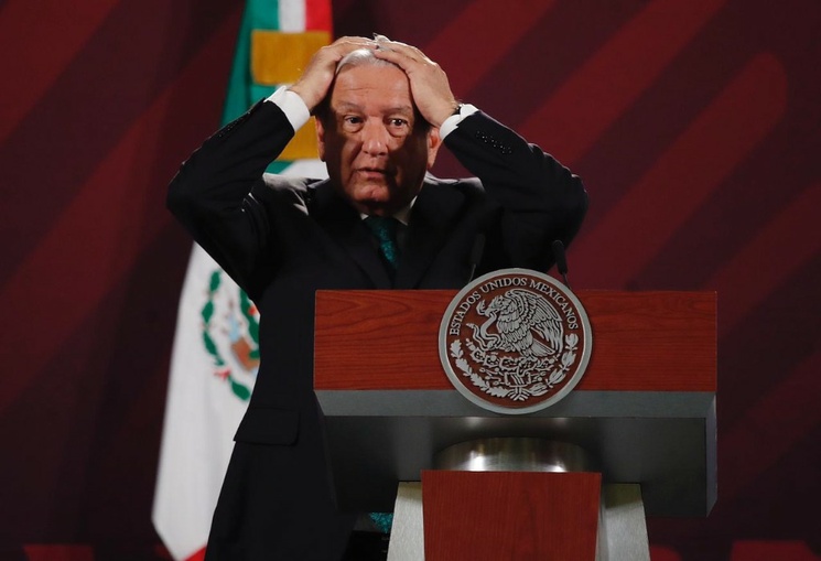 Declaran a AMLO, persona «no grata» en Perú