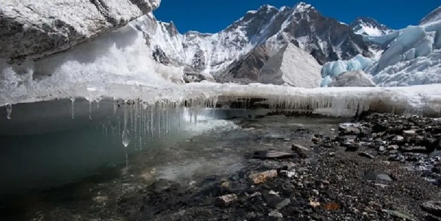 Glaciares del Himalaya podrían perder hasta el 80% de su volumen por calentamiento global