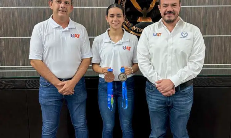 Comparte rector logros de estudiantes de la UAT en los Juegos Centroamericanos y del Caribe 2023